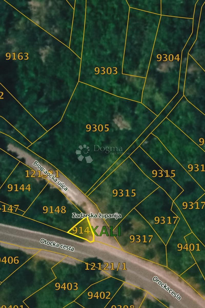 Zazidljivo zemljišče Kali, 33m2