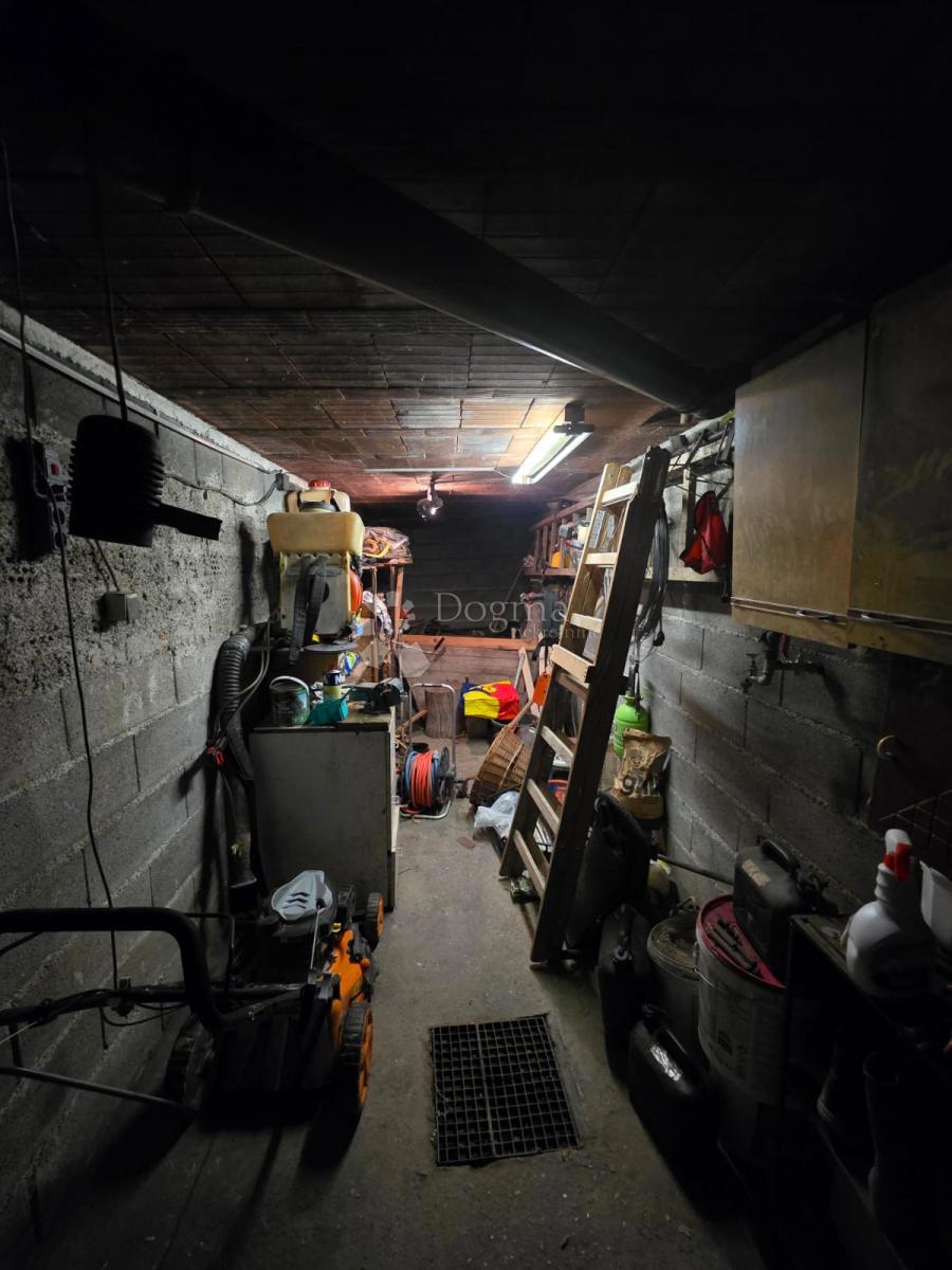 Hiša Vinica Breg, Vinica, 85m2