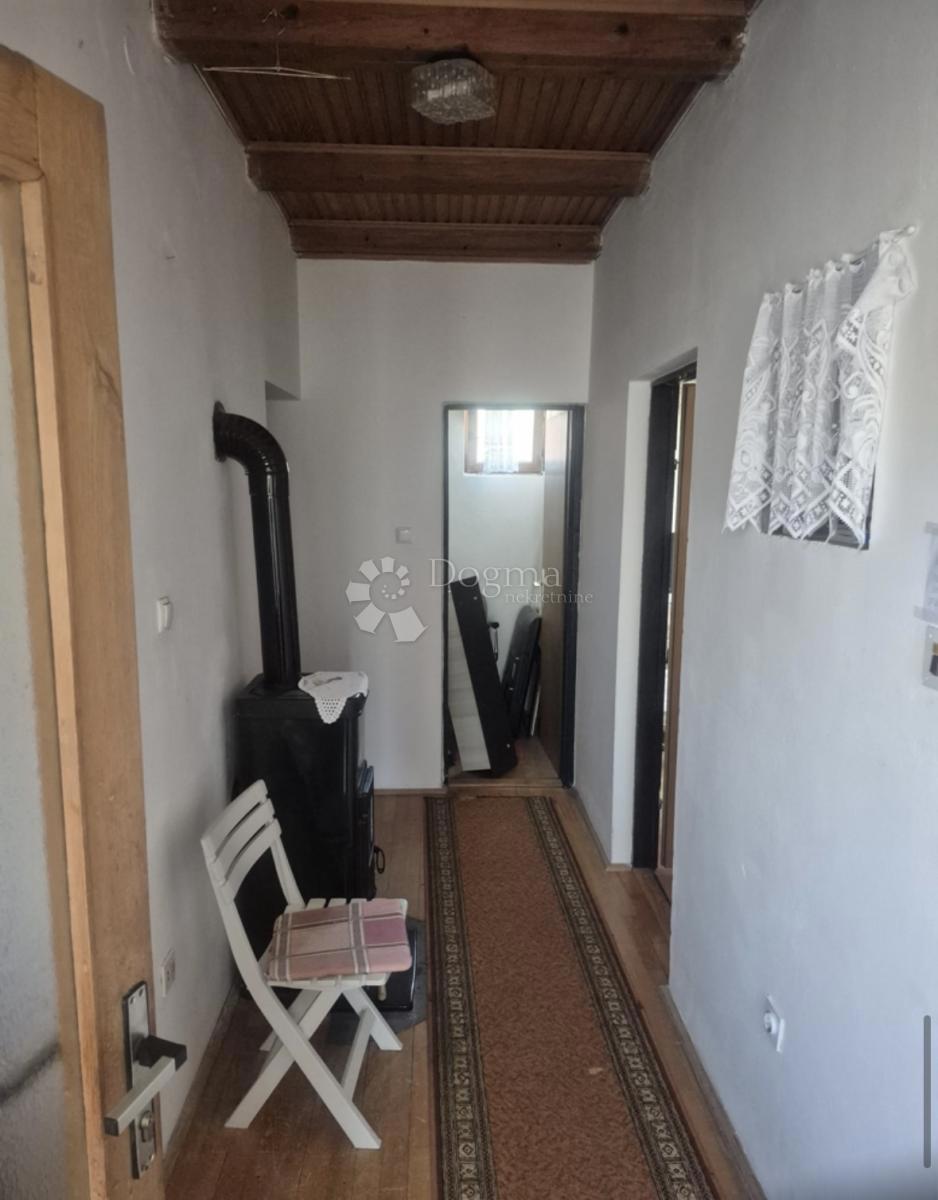 Hiša Lučice, Delnice, 229,50m2