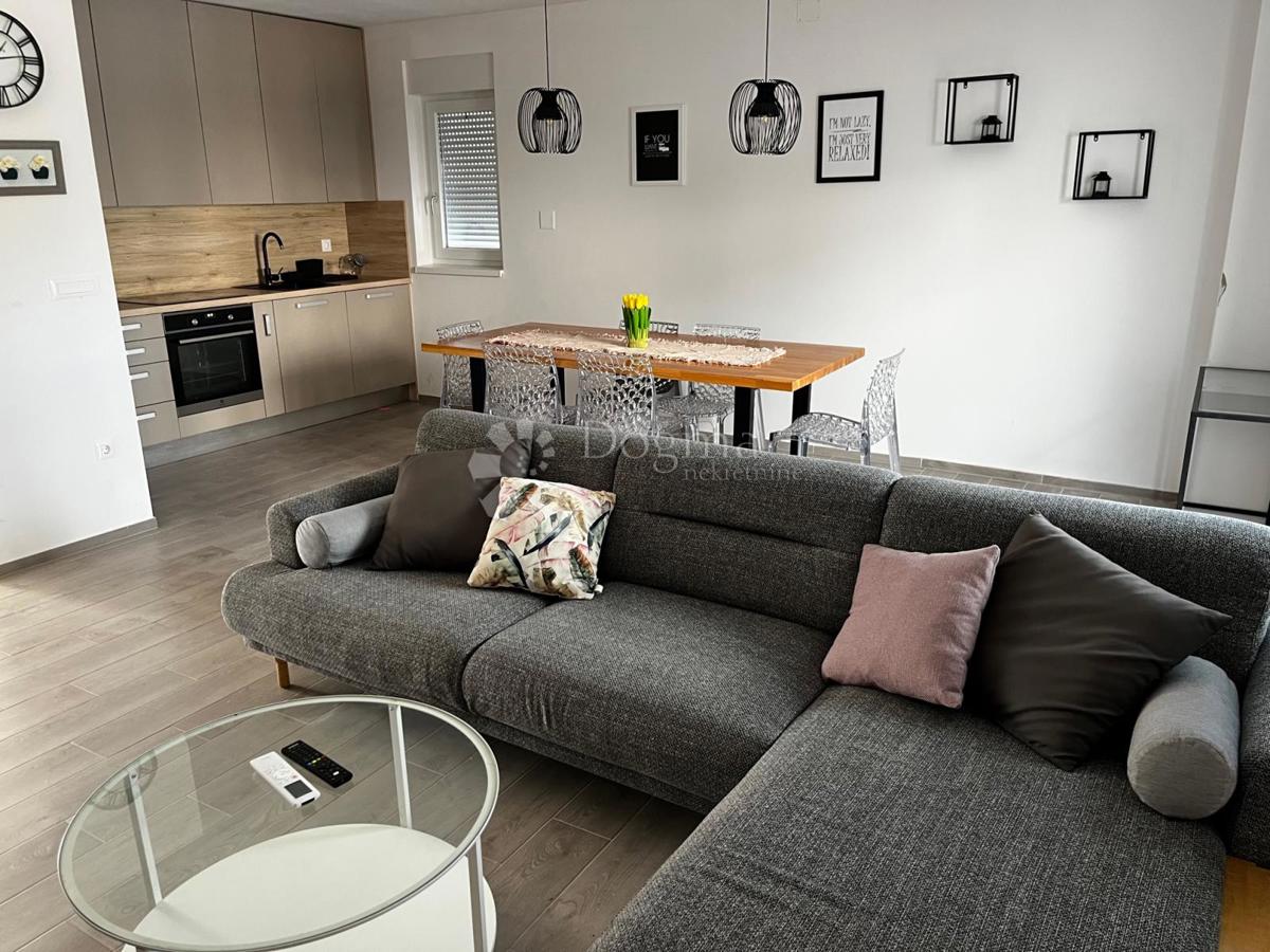 Stanovanje Ugljan, Preko, 115,40m2