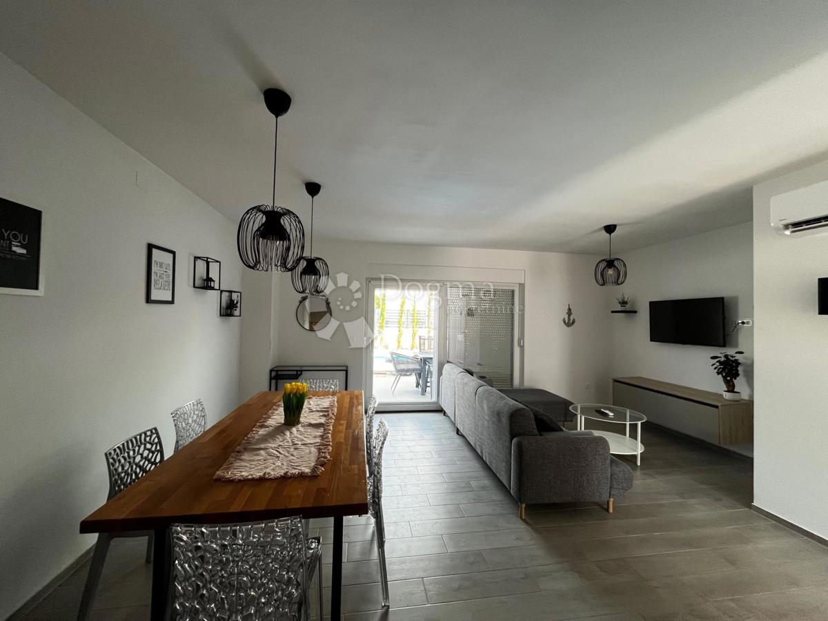 Stanovanje Ugljan, Preko, 115,40m2