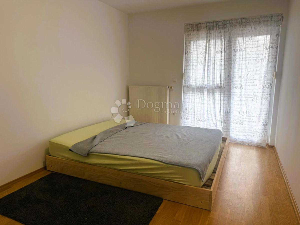 Stanovanje Centar, Varaždin, 77m2