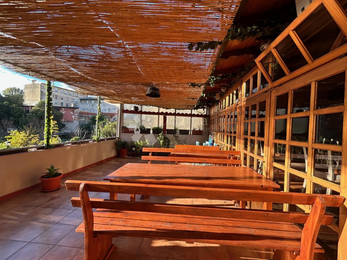 Poslovni prostor Mlaka, Rijeka, 220m2