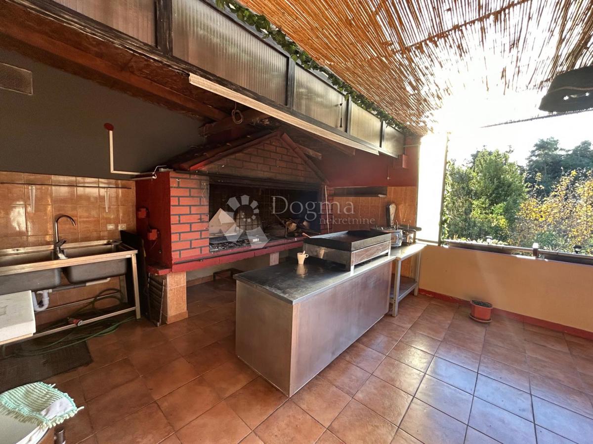 Poslovni prostor Mlaka, Rijeka, 220m2