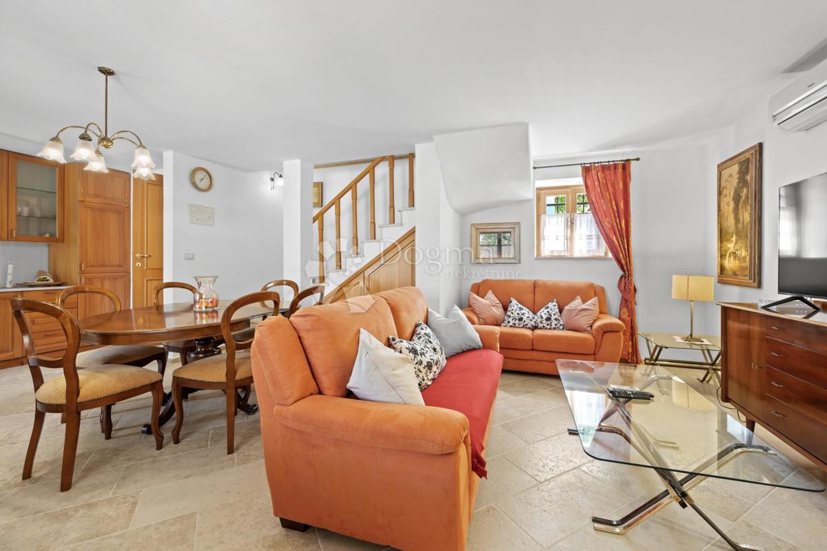 Hiša Kanfanar, 200m2