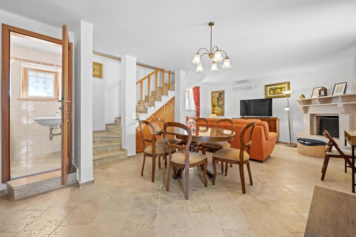 Hiša Kanfanar, 200m2