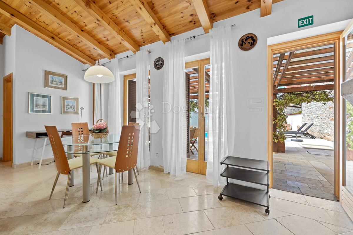 Hiša Kanfanar, 200m2