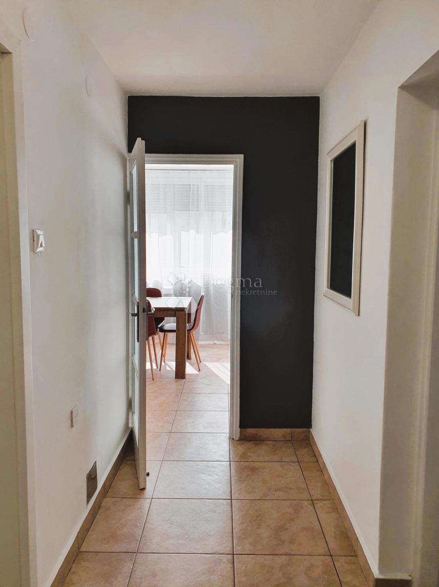 Stanovanje Makarska, 66,21m2