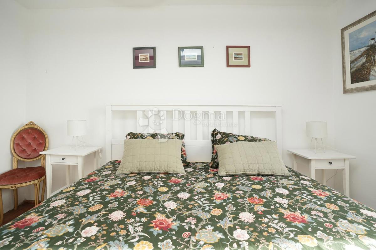 Hiša Režanci, Svetvinčenat, 230m2