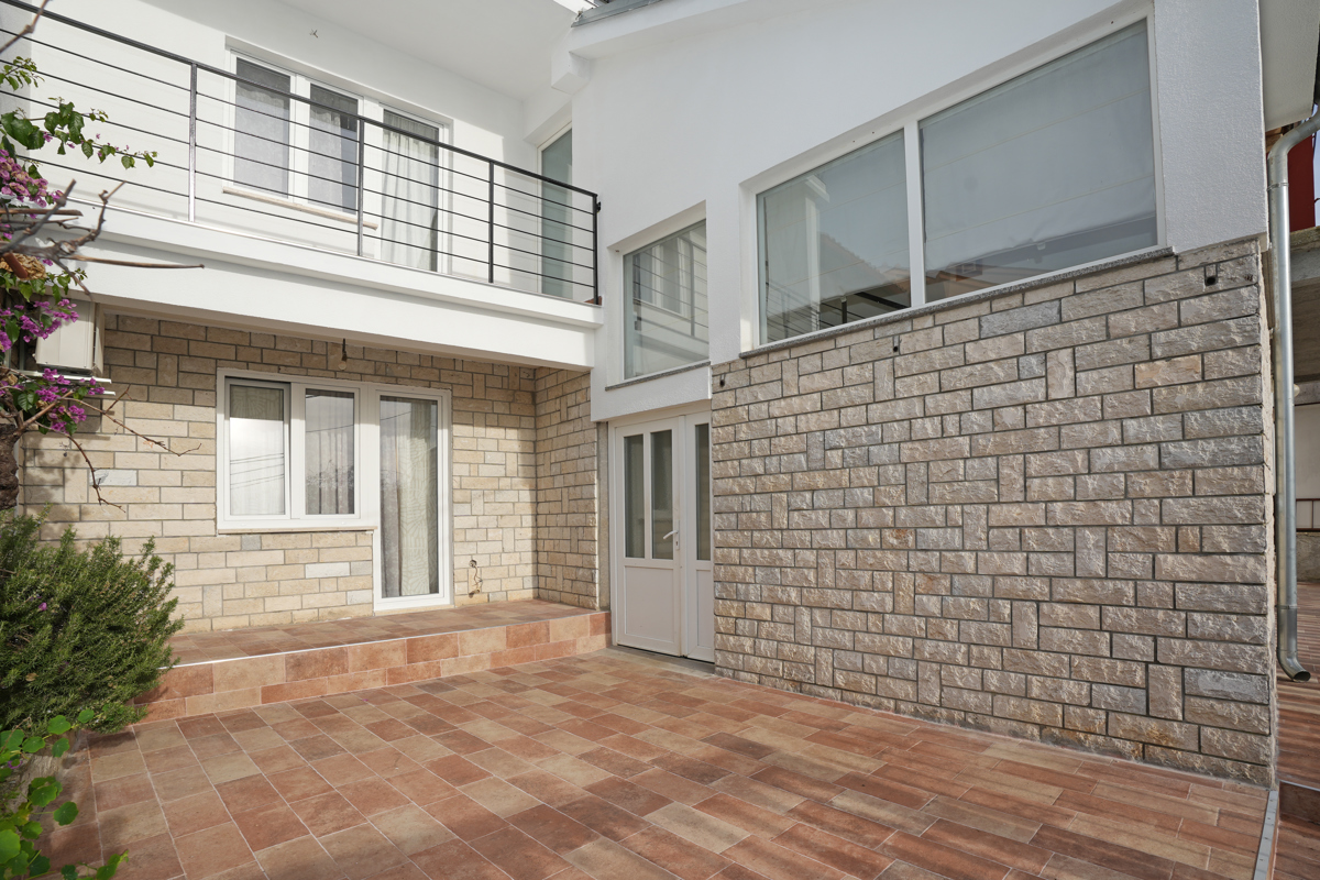 Hiša Režanci, Svetvinčenat, 230m2