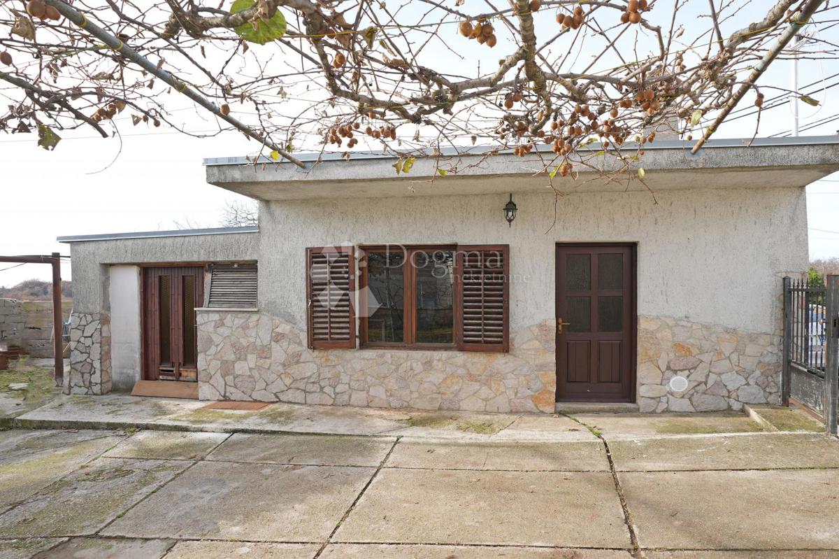 Hiša Režanci, Svetvinčenat, 230m2