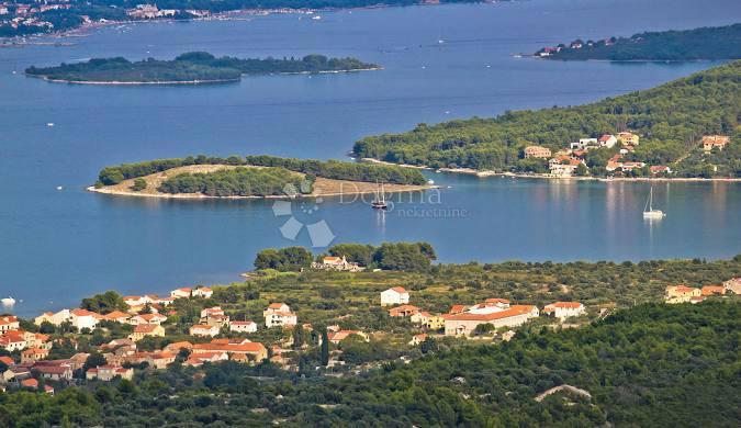 Kmetijsko zemljišče Neviđane, Pašman, 696m2