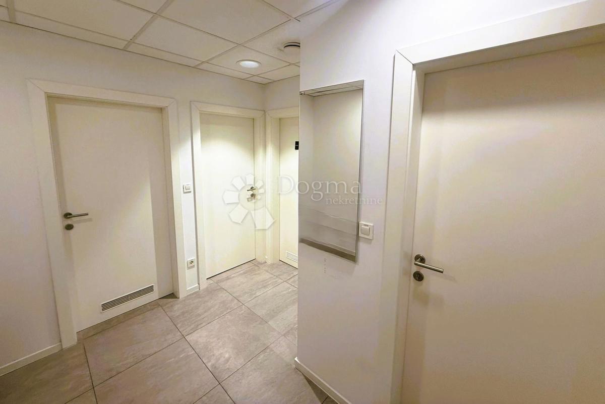 Poslovni prostor Centar, Čakovec, 204m2