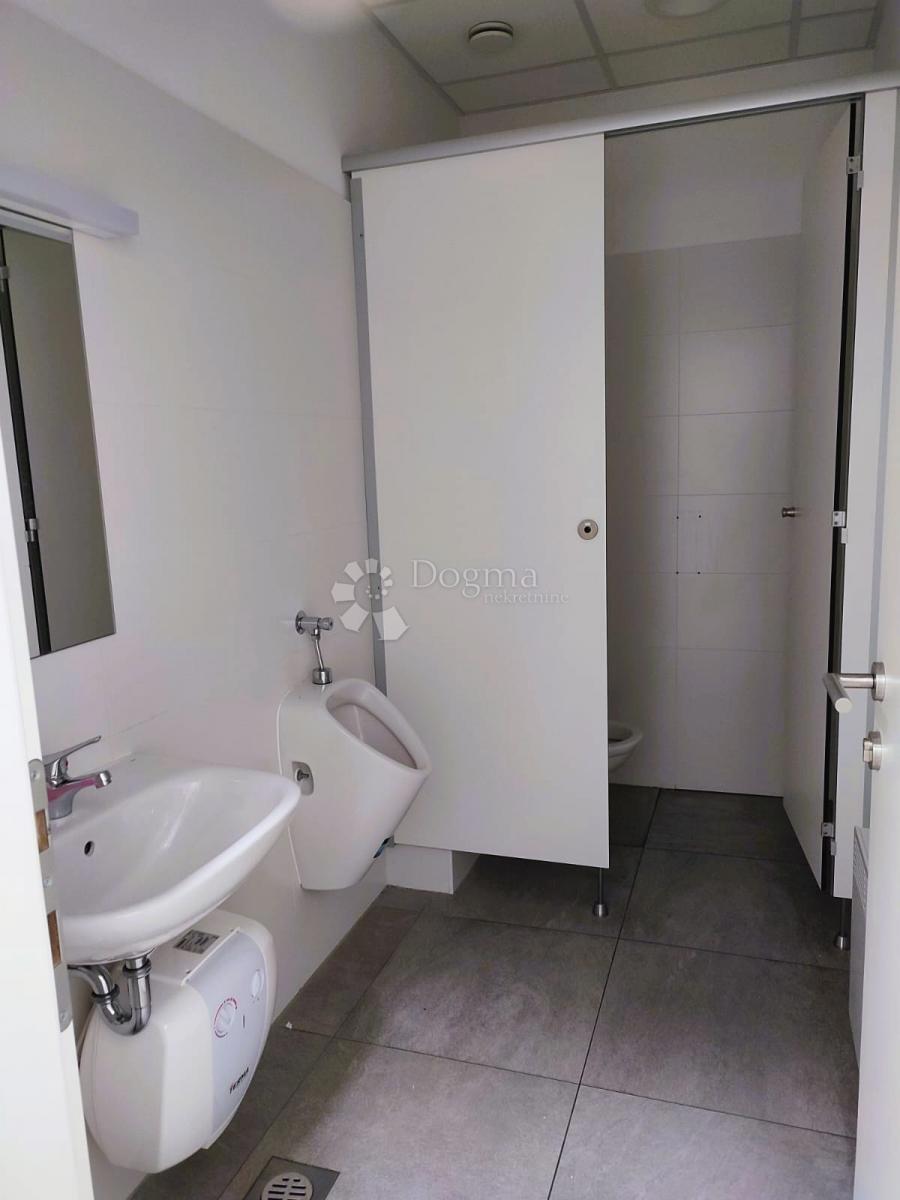 Poslovni prostor Centar, Čakovec, 204m2