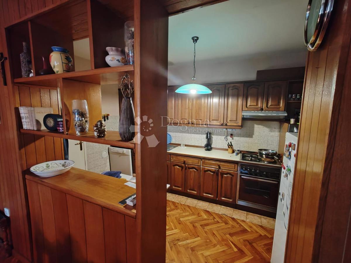 Hiša Nova Ves Petrijanečka, Petrijanec, 250m2