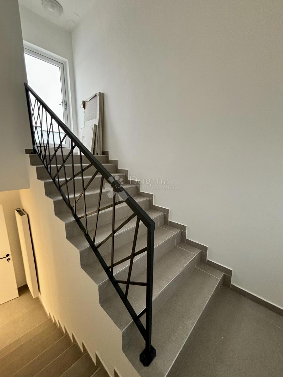 Stanovanje Sesvete, 95m2