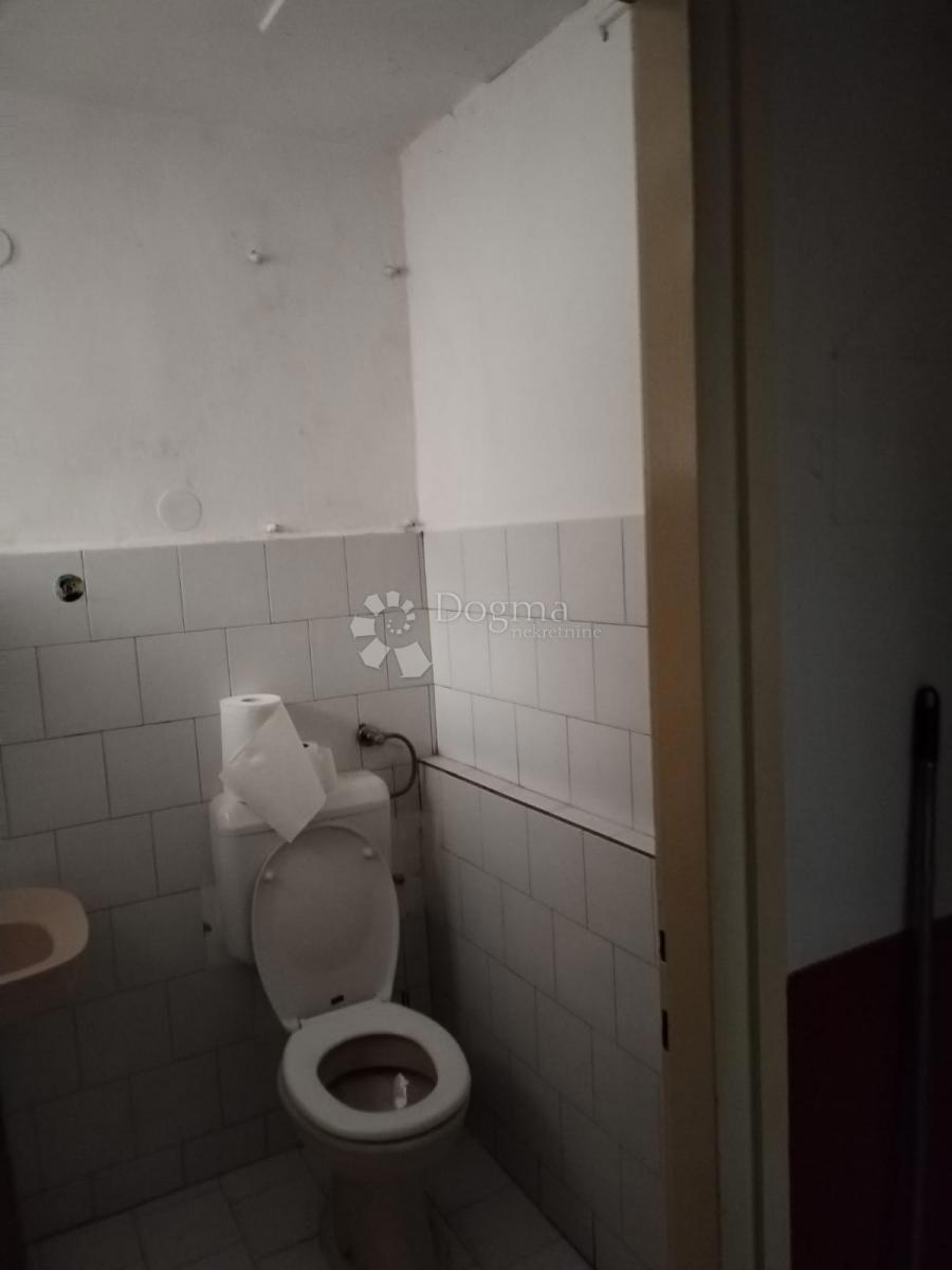 Poslovni prostor Banija, Karlovac, 60m2
