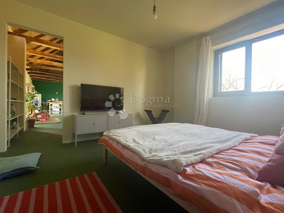 Hiša Londžica, Našice, 208m2