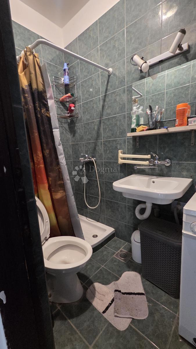 Hiša Rešetari, Kastav, 250m2