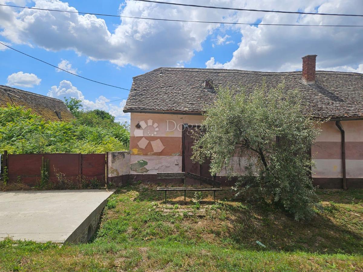 Hiša Branjina, Popovac, 270m2