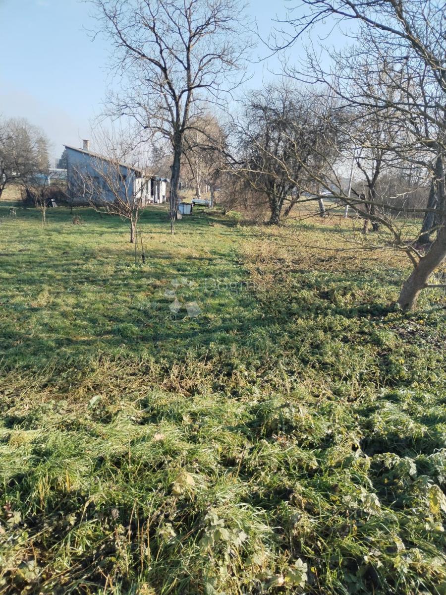 Zazidljivo zemljišče Gaza, Karlovac, 3.345m2