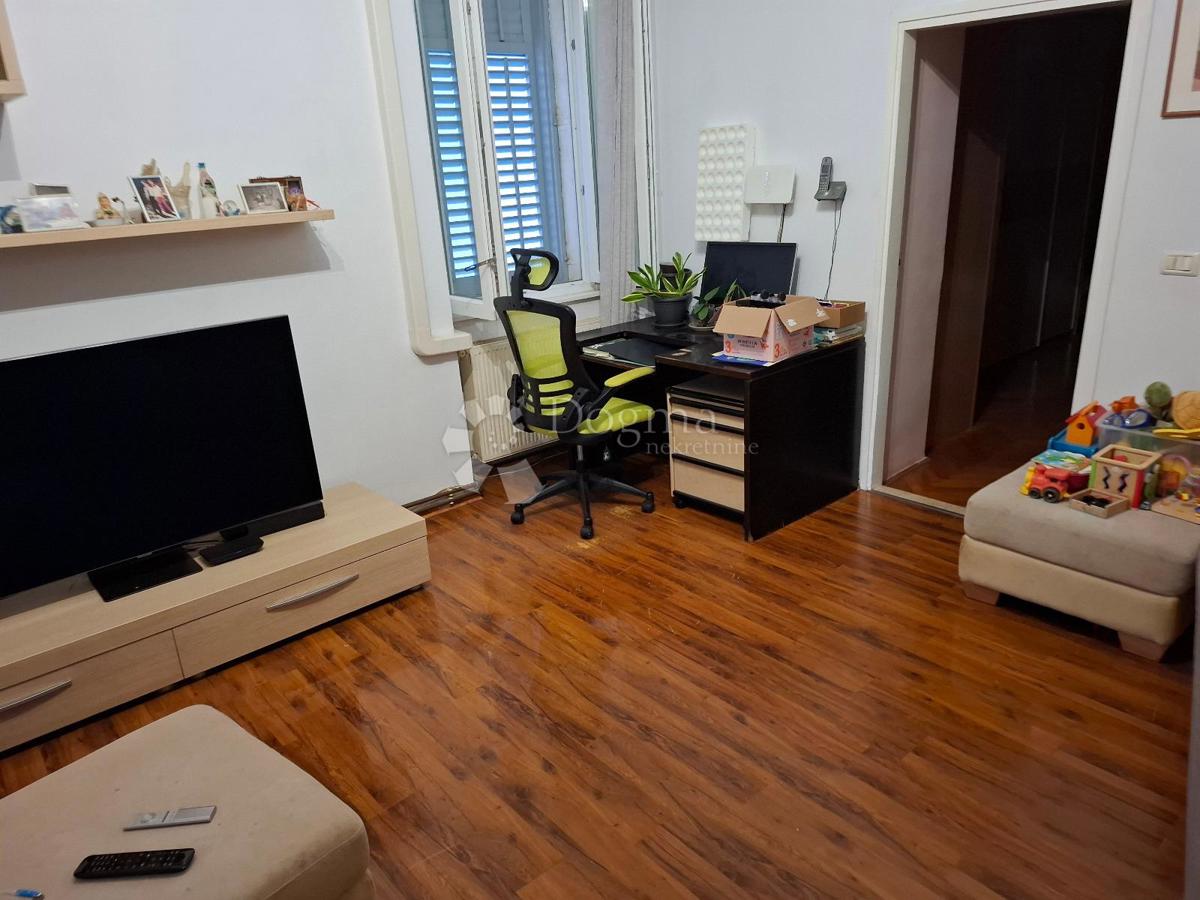 Stanovanje Monte Zaro, Pula, 82m2