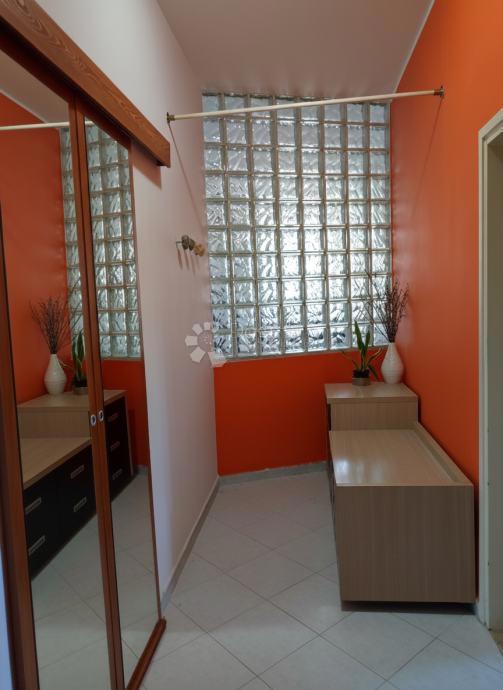 Stanovanje Monte Zaro, Pula, 82m2