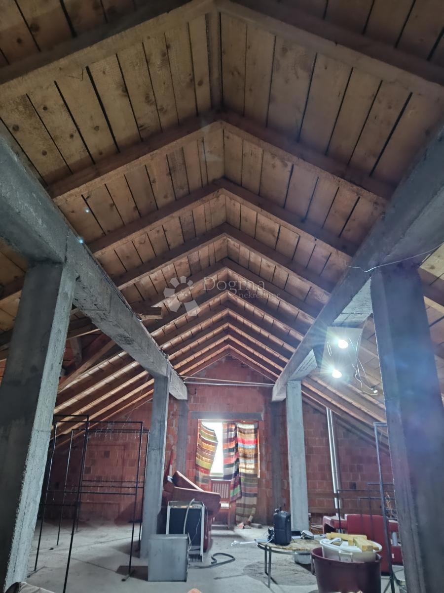 Poslovni prostor Darda, 286m2