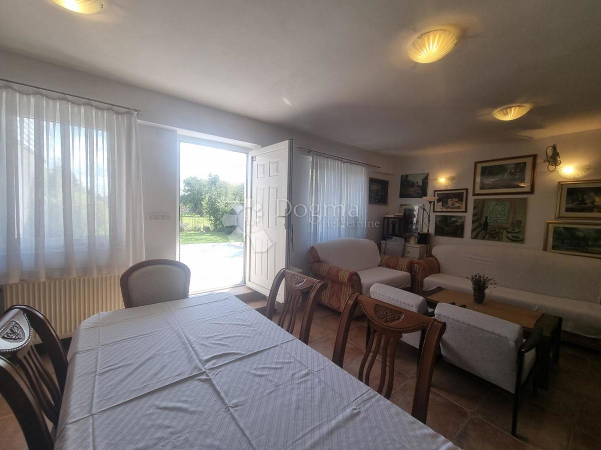 Hiša Trnovčica, Gornja Dubrava, 317m2