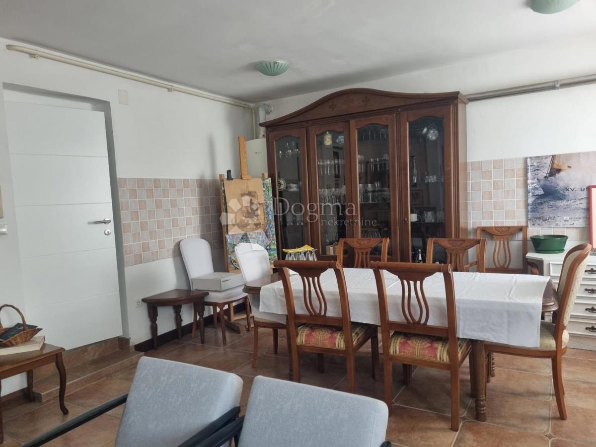 Hiša Trnovčica, Gornja Dubrava, 317m2