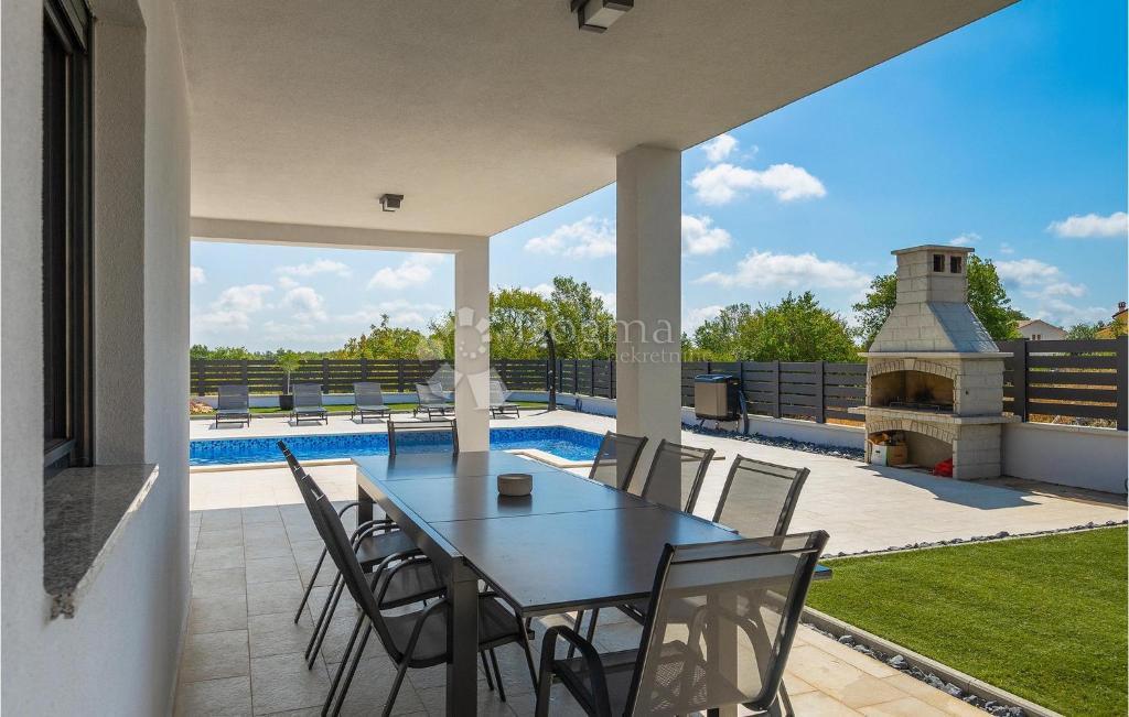 Hiša Vodnjan, 150m2