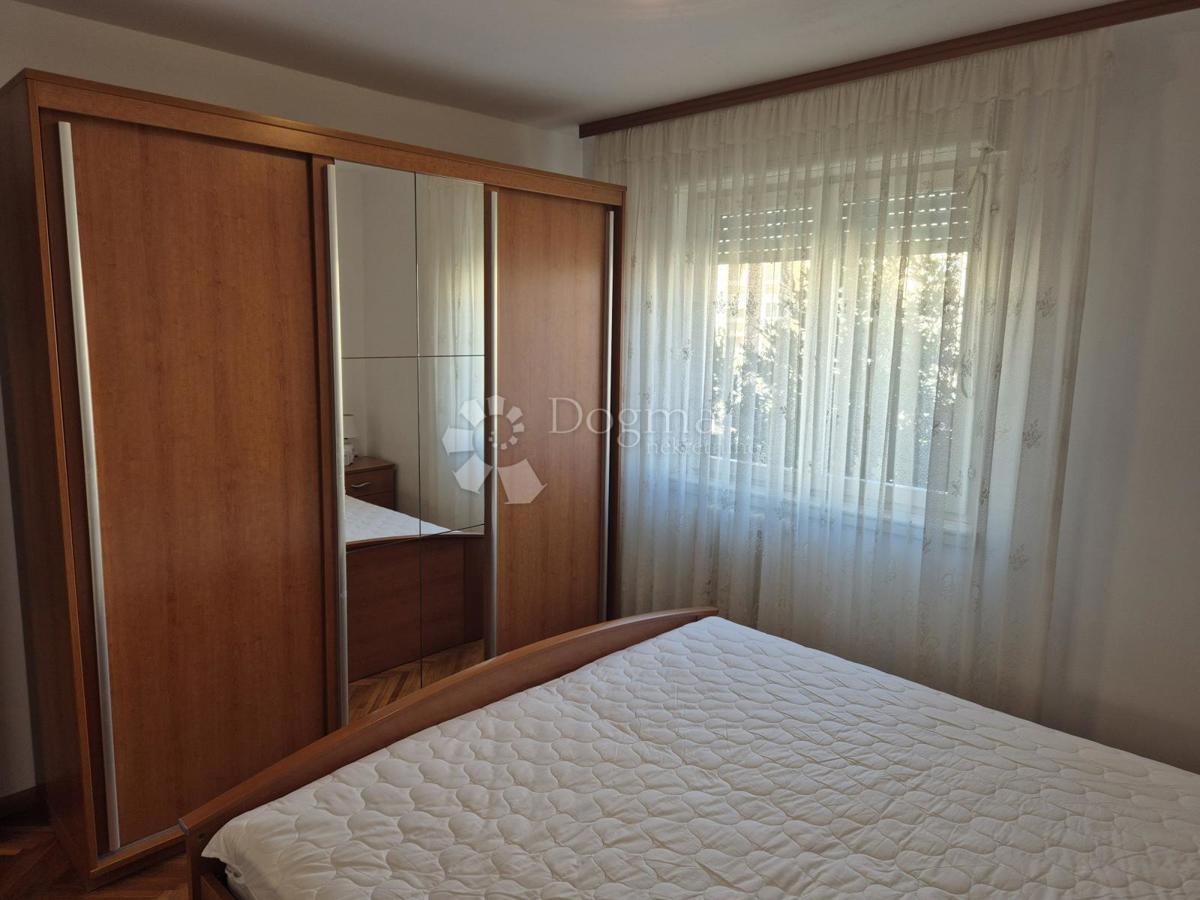 PROSTORNO IN UREJENO STANOVANJE S TERASO IN VRTOM – VISOKA