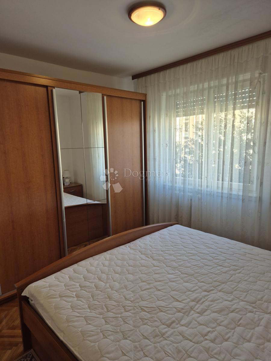 PROSTORNO IN UREJENO STANOVANJE S TERASO IN VRTOM – VISOKA