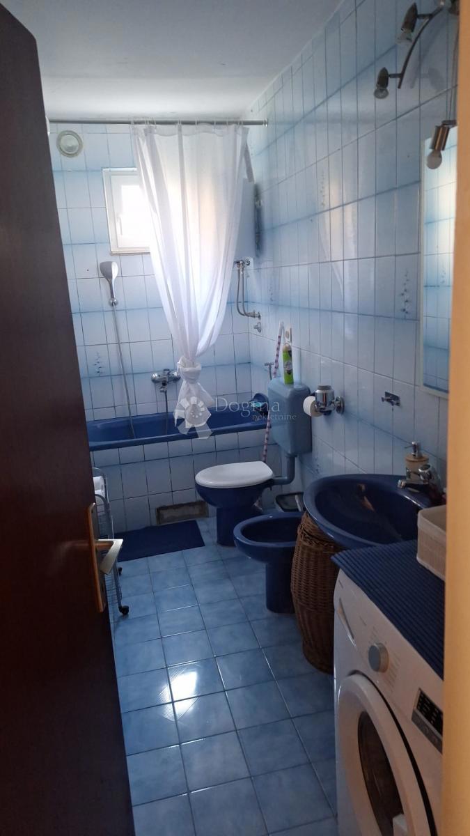 Stanovanje Podstrana, 54,63m2