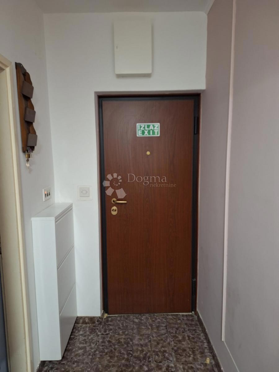 Stanovanje Podstrana, 54,63m2