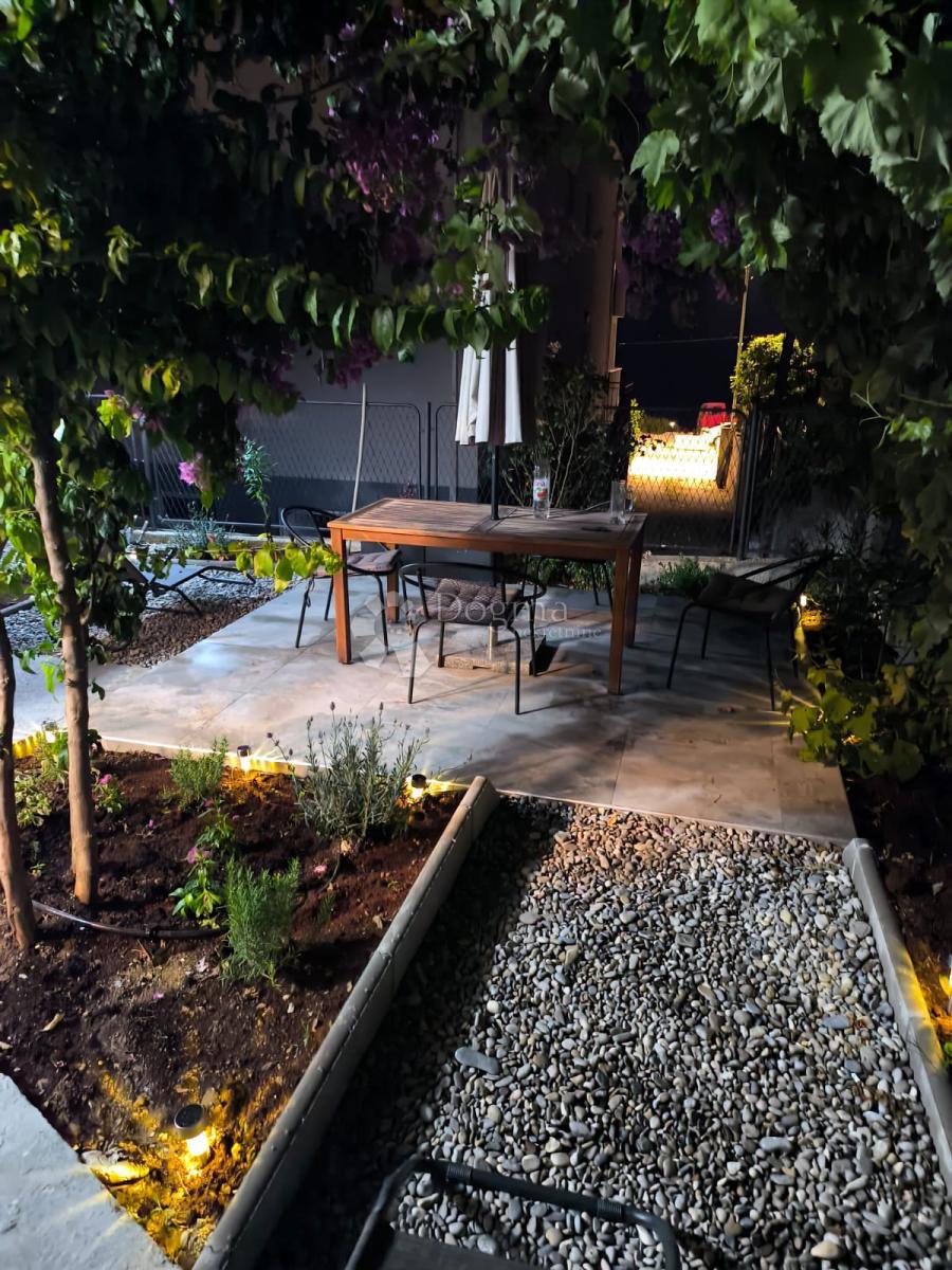 Stanovanje Podstrana, 54,63m2