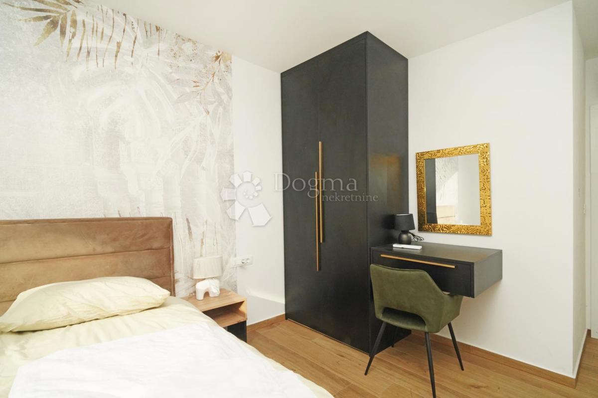 Hiša Rovinjsko Selo, Rovinj, 200m2