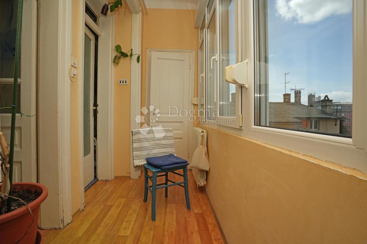 Fenomenalen apartma v centru Pule