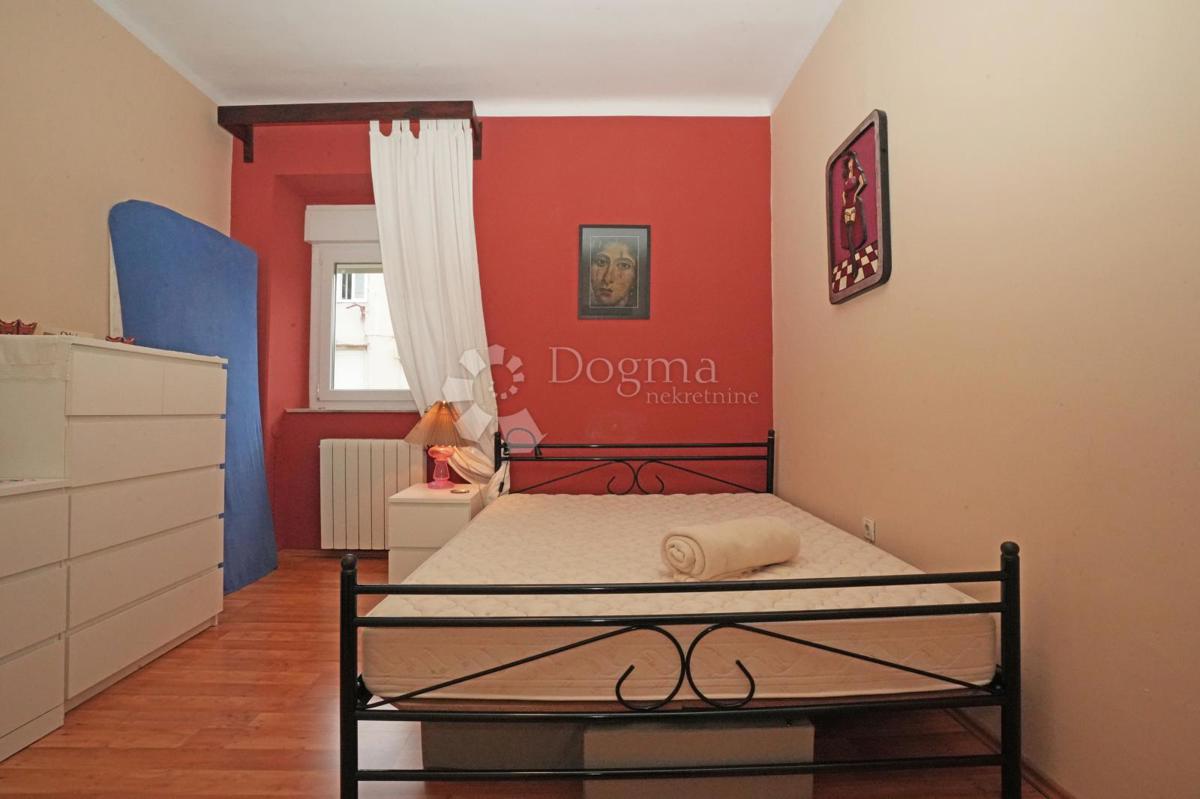 Fenomenalen apartma v centru Pule