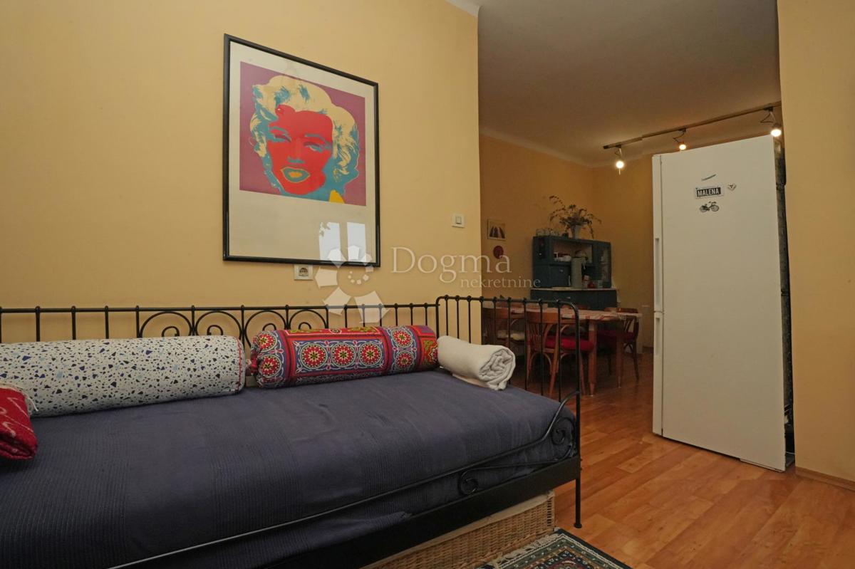 Fenomenalen apartma v centru Pule