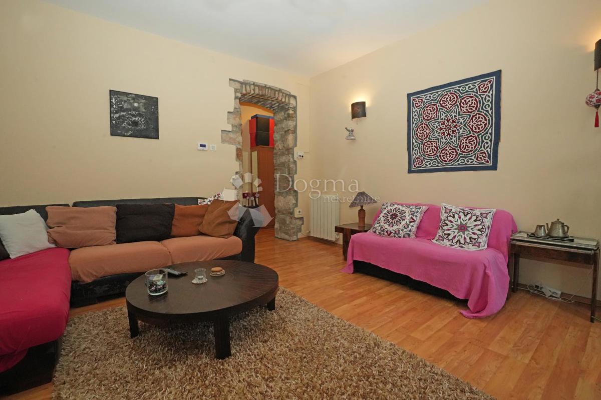 Fenomenalen apartma v centru Pule