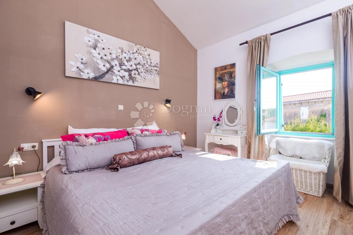 Hiša Rasopasno, Dobrinj, 168m2