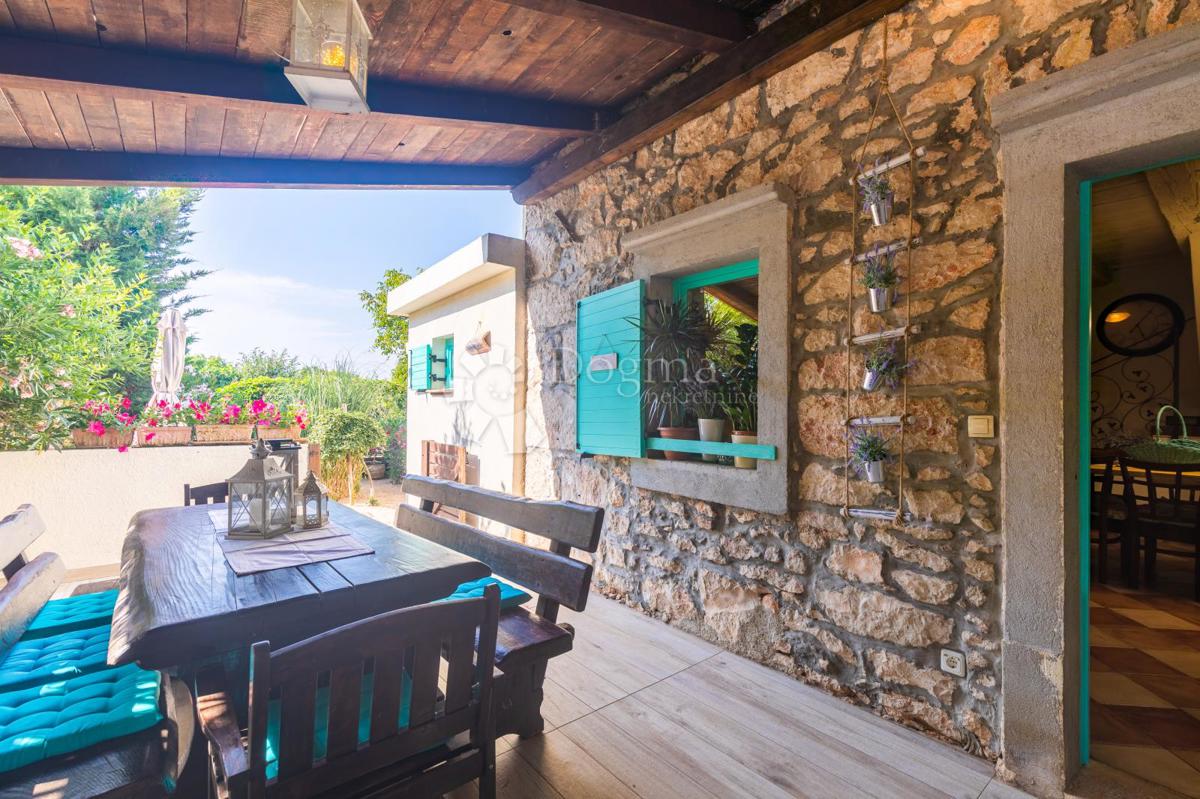 Hiša Rasopasno, Dobrinj, 168m2