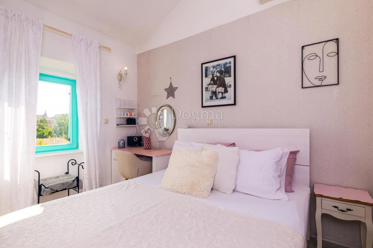 Hiša Rasopasno, Dobrinj, 168m2