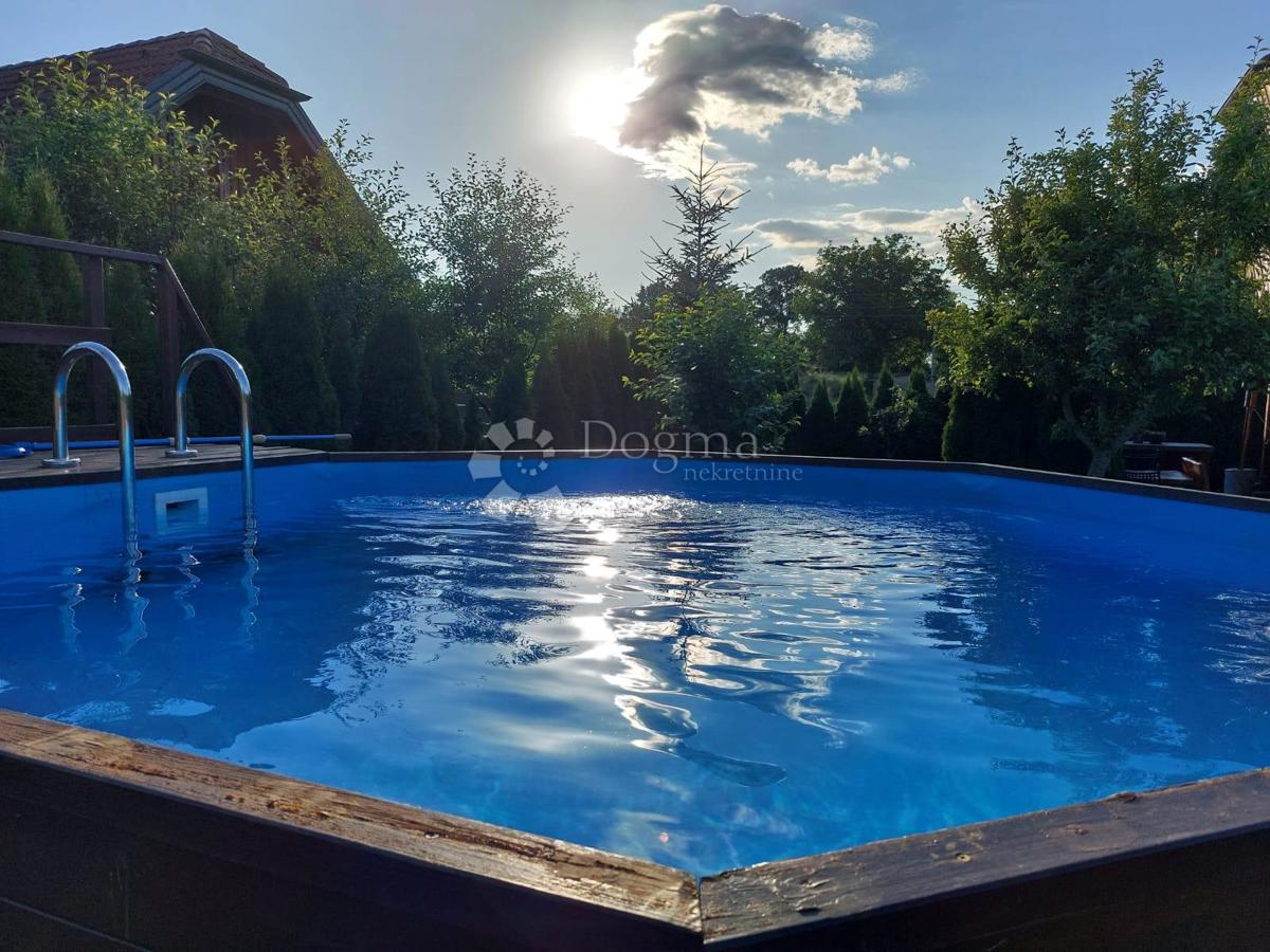 Hiša Ličko Lešće, Otočac, 60m2