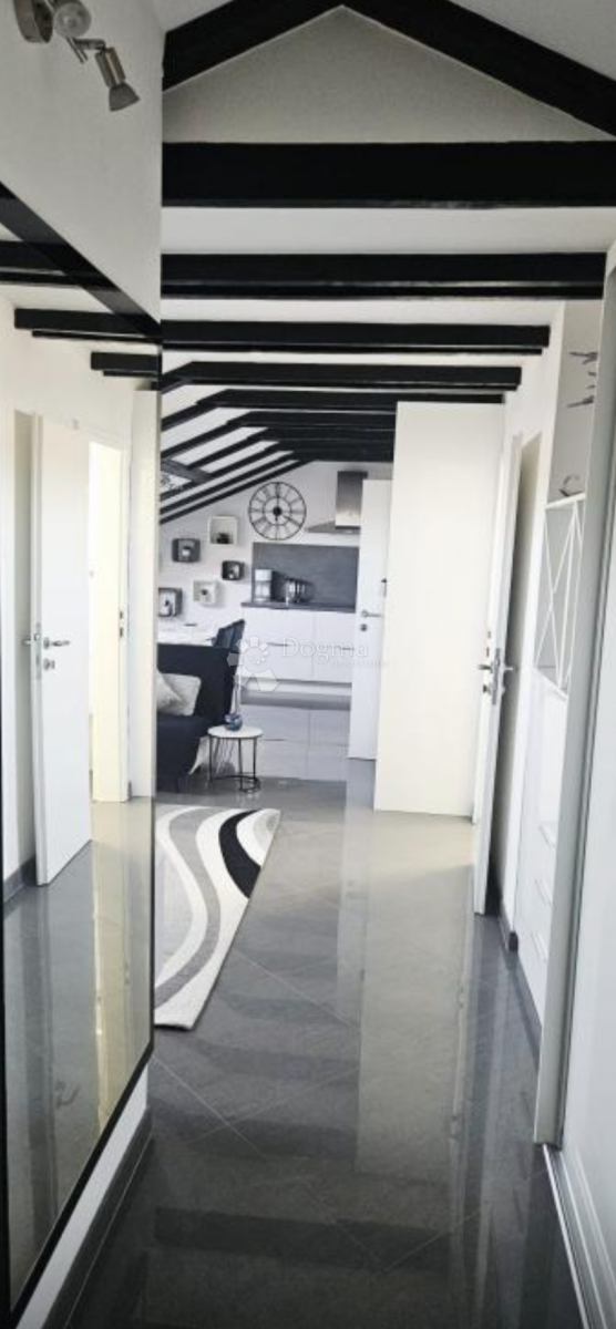 Hiša Zaton, Nin, 245m2