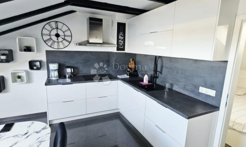 Hiša Zaton, Nin, 245m2