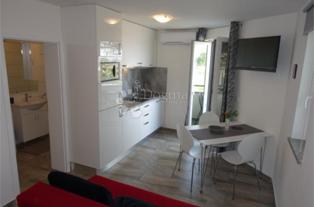 Hiša Zaton, Nin, 245m2