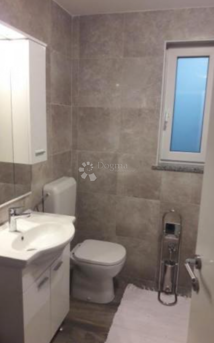 Hiša Zaton, Nin, 245m2