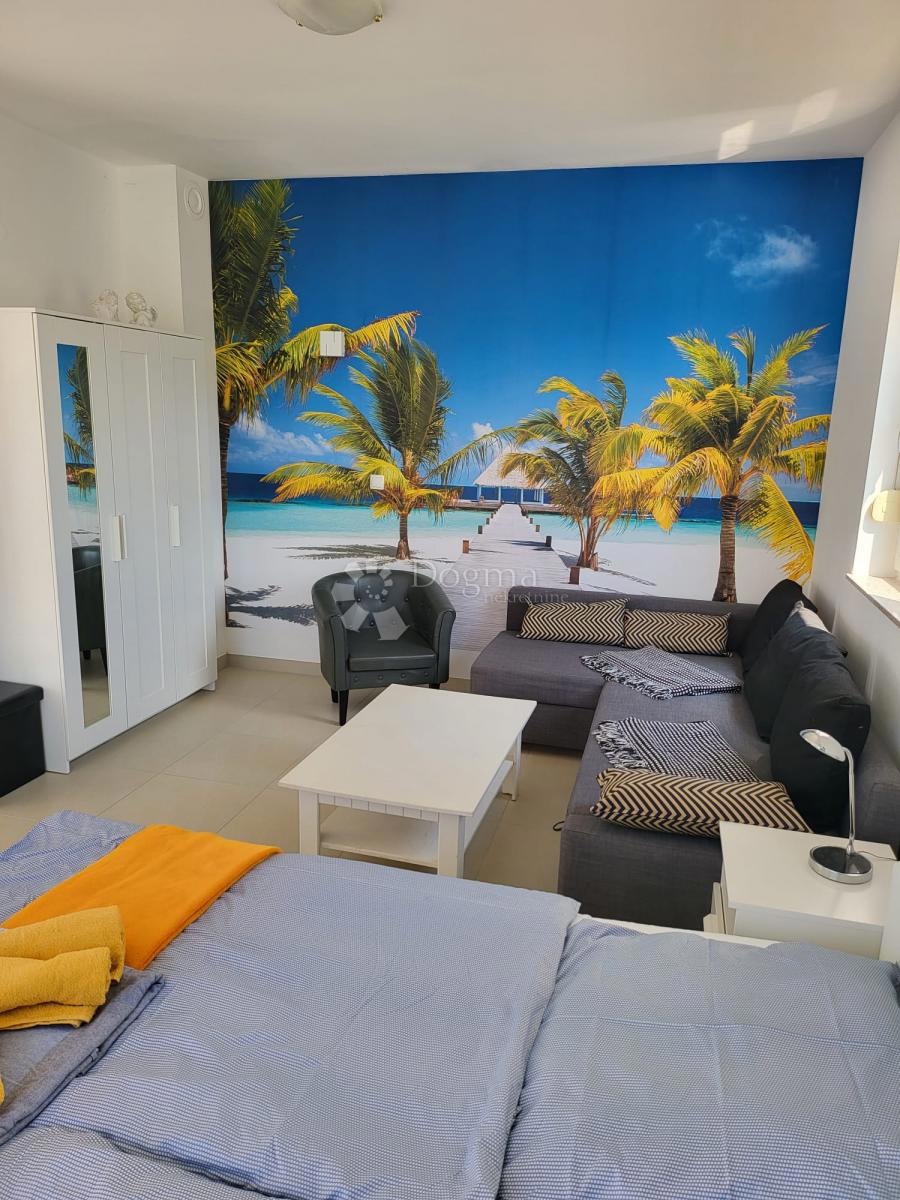 Hiša Donja Jagodnja, Polača, 280m2